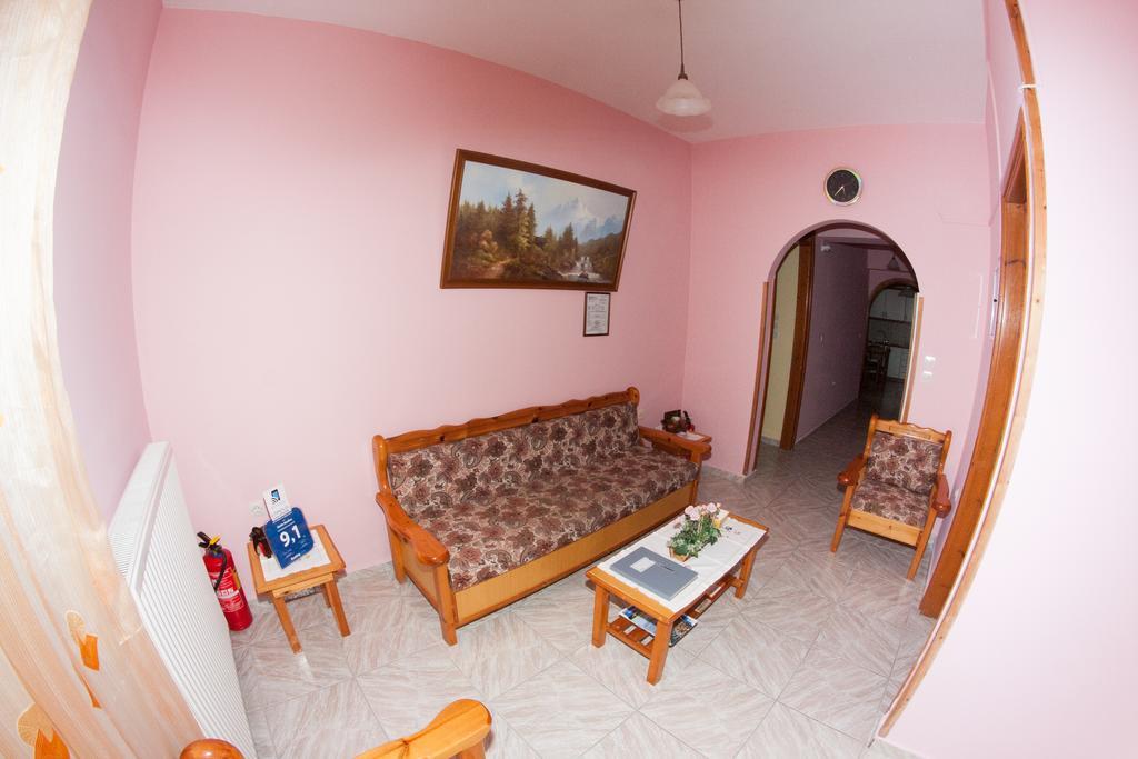 Stella Studios Lixouri Habitación foto