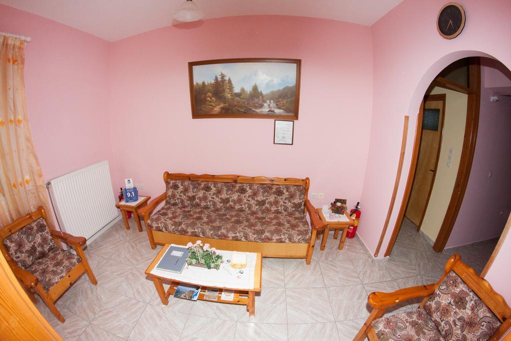 Stella Studios Lixouri Habitación foto